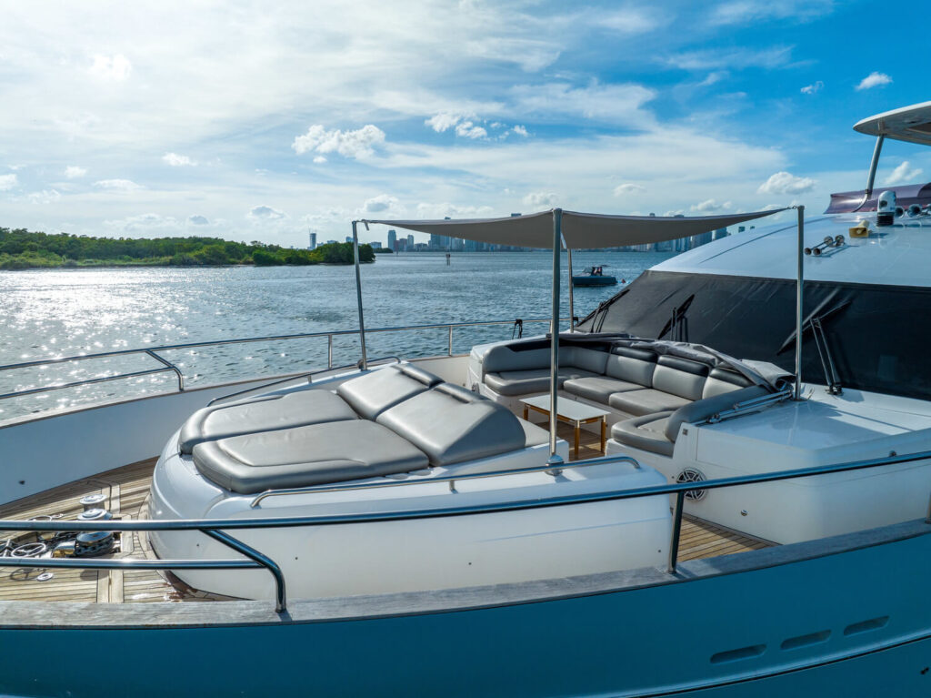 88’ Princess (Miami Beach Marina) Yacht