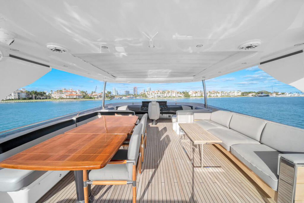 88’ Princess (Miami Beach Marina) Yacht